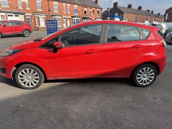 Used Ford Fiesta 2015 for sale - 77764999: Photo