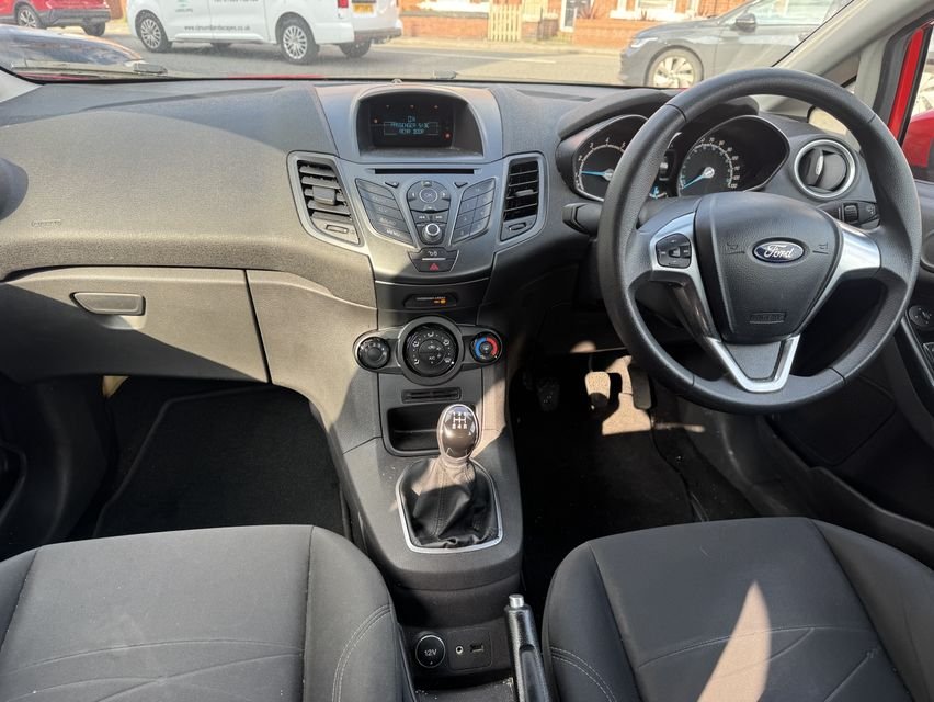 Used Ford Fiesta 2015 for sale - 77764999: Photo 6