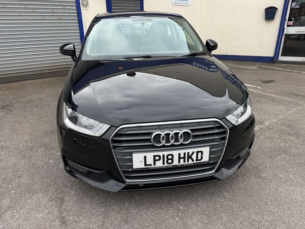 Used Audi A1 2018 for sale - 76210806: Photo 2