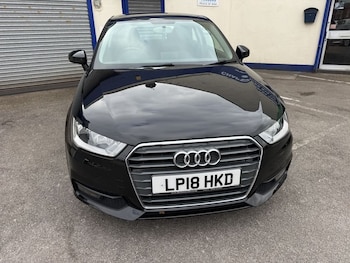 Used Audi A1 2018 for sale - 76210806: Photo 2