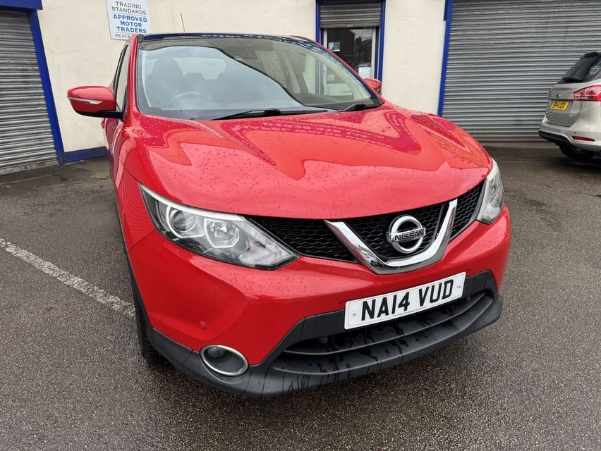 Used Nissan Qashqai 2014 for sale - 76338557: Photo 2