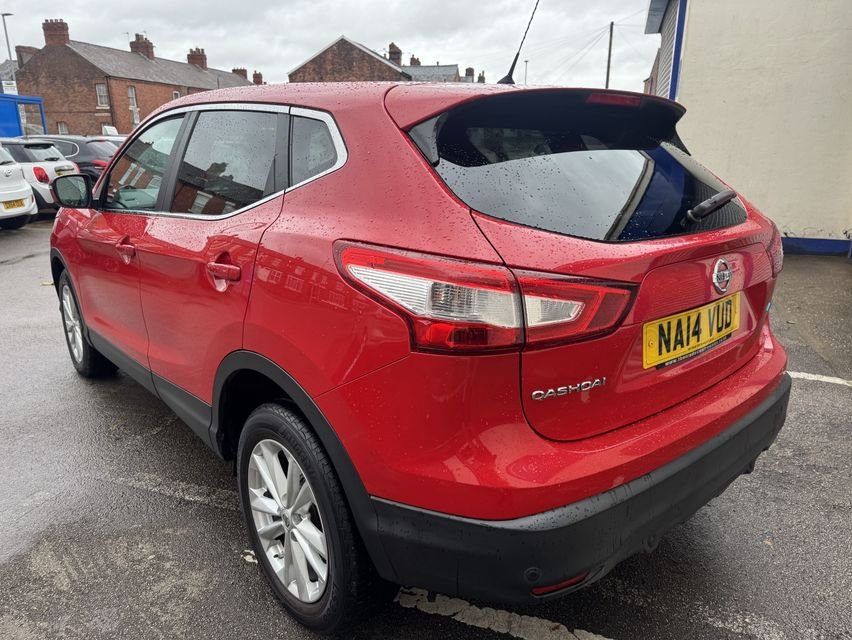 Used Nissan Qashqai 2014 for sale - 76338557: Photo 9