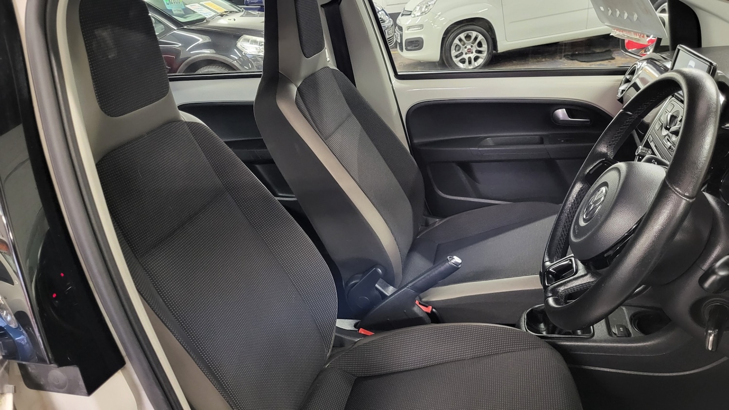 Used Volkswagen up! 2012 for sale - 76859896: Photo 11