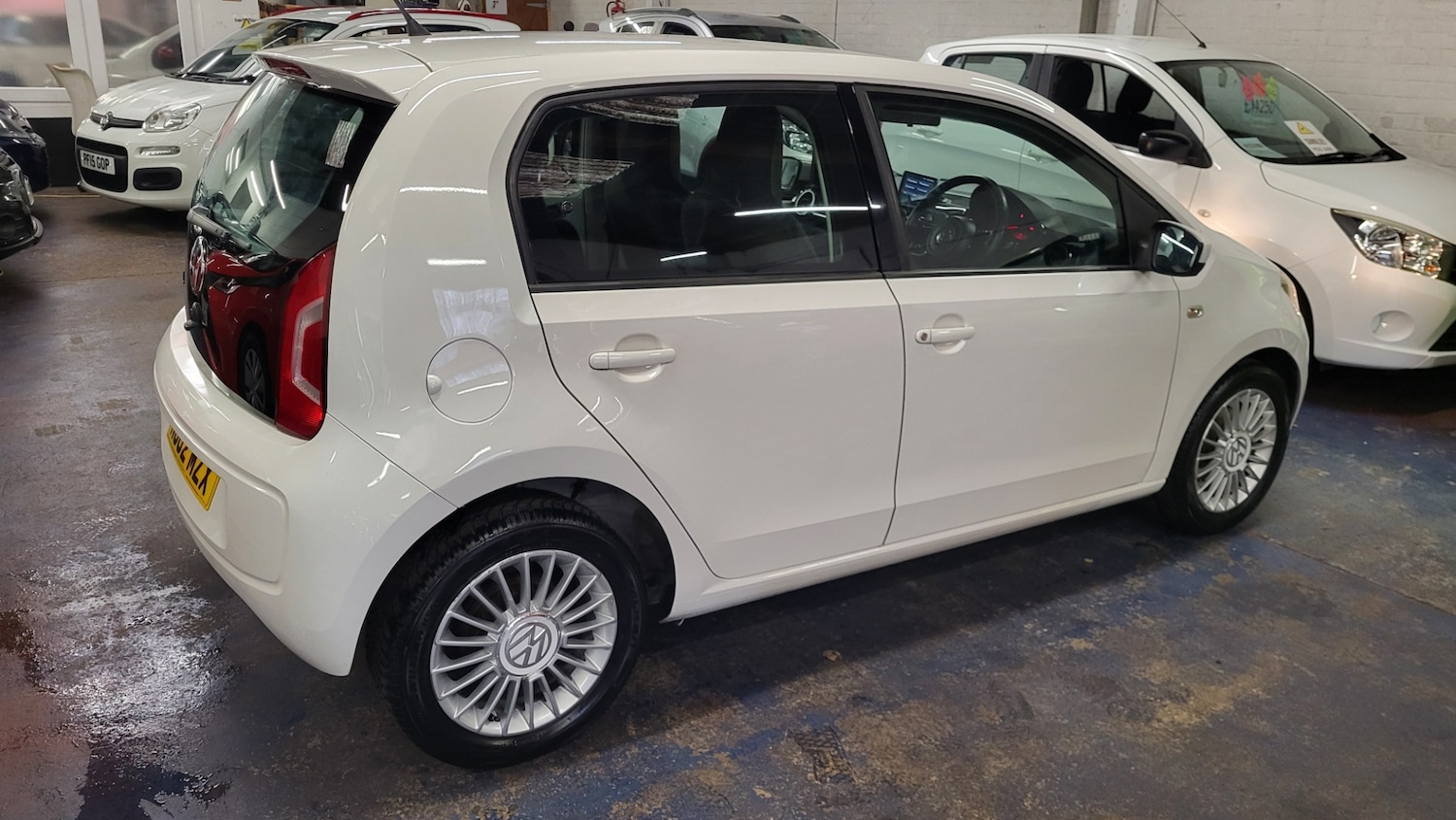 Used Volkswagen up! 2012 for sale - 76859896: Photo 6