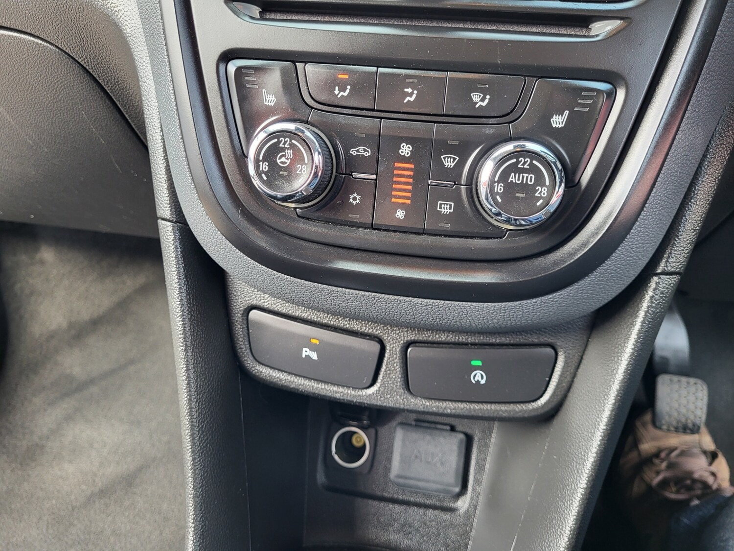 Used Vauxhall Mokka 2015 for sale - 77640908: Photo 21