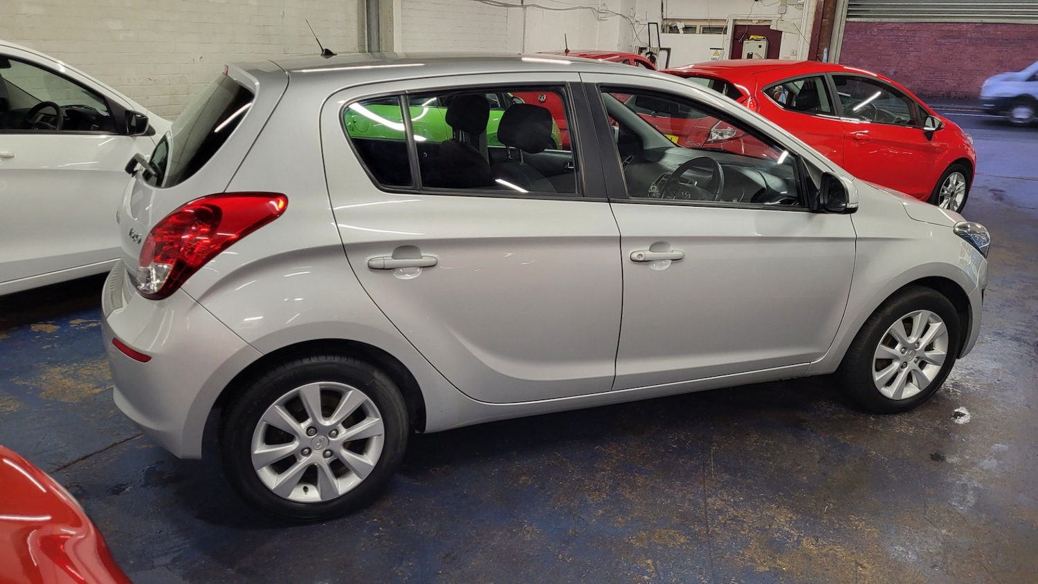 Used Hyundai i20 2014 for sale - 76791352: Photo 4