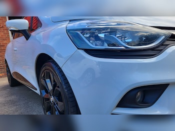 Used Renault Clio 2018 for sale - 75982748: Photo