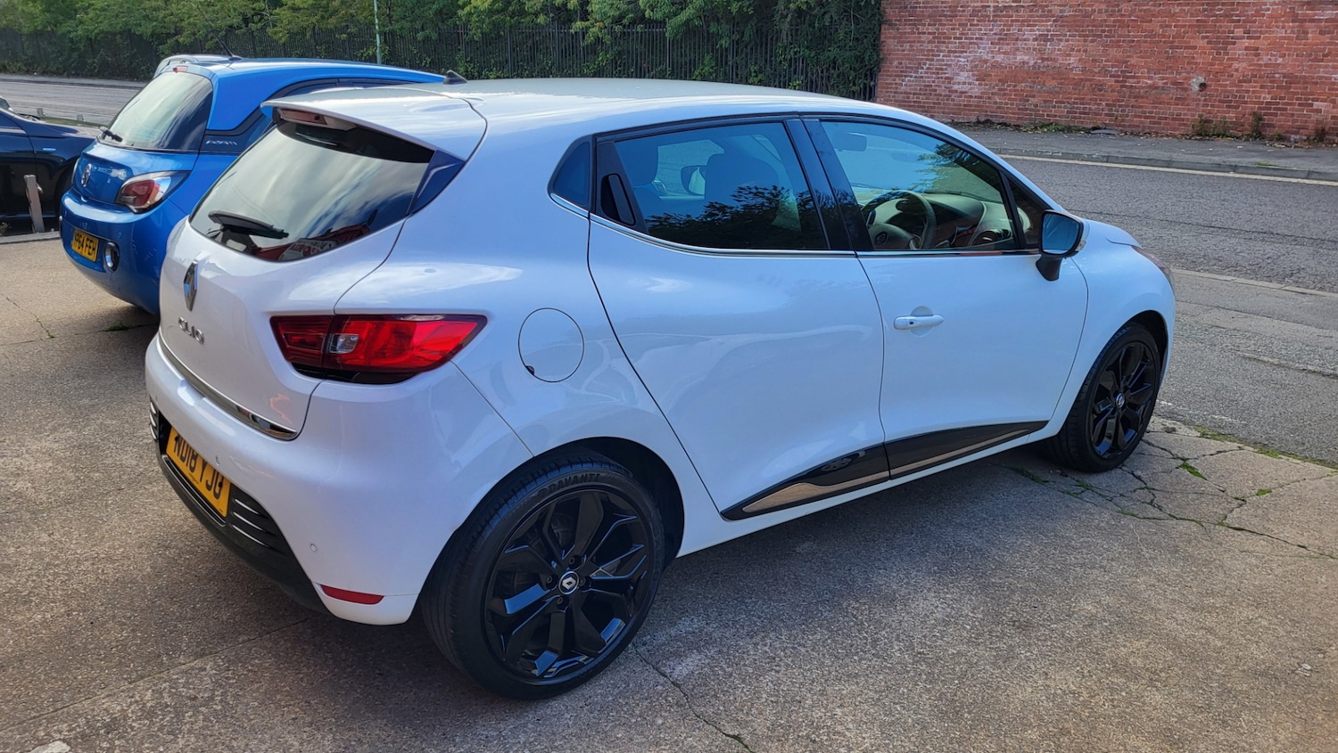 Used Renault Clio 2018 for sale - 75982748: Photo 6