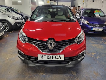Used Renault Captur 2019 for sale - 77917360: Photo