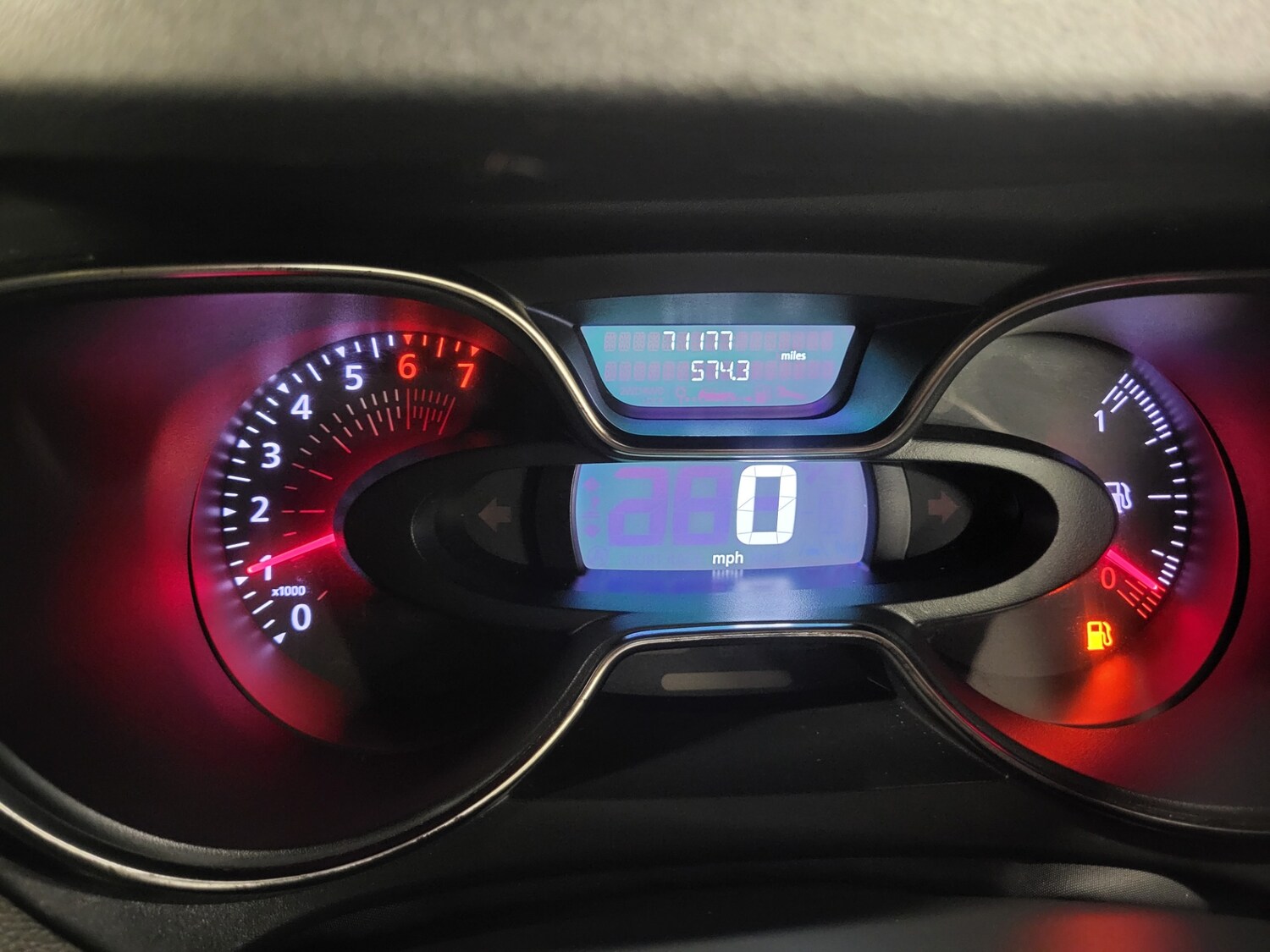 Used Renault Captur 2019 for sale - 77917360: Photo 20