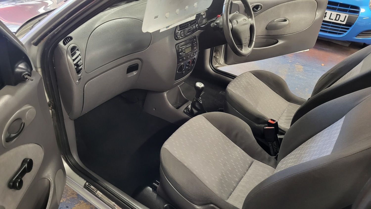 Used Ford Fiesta 1999 for sale - 76626748: Photo 13