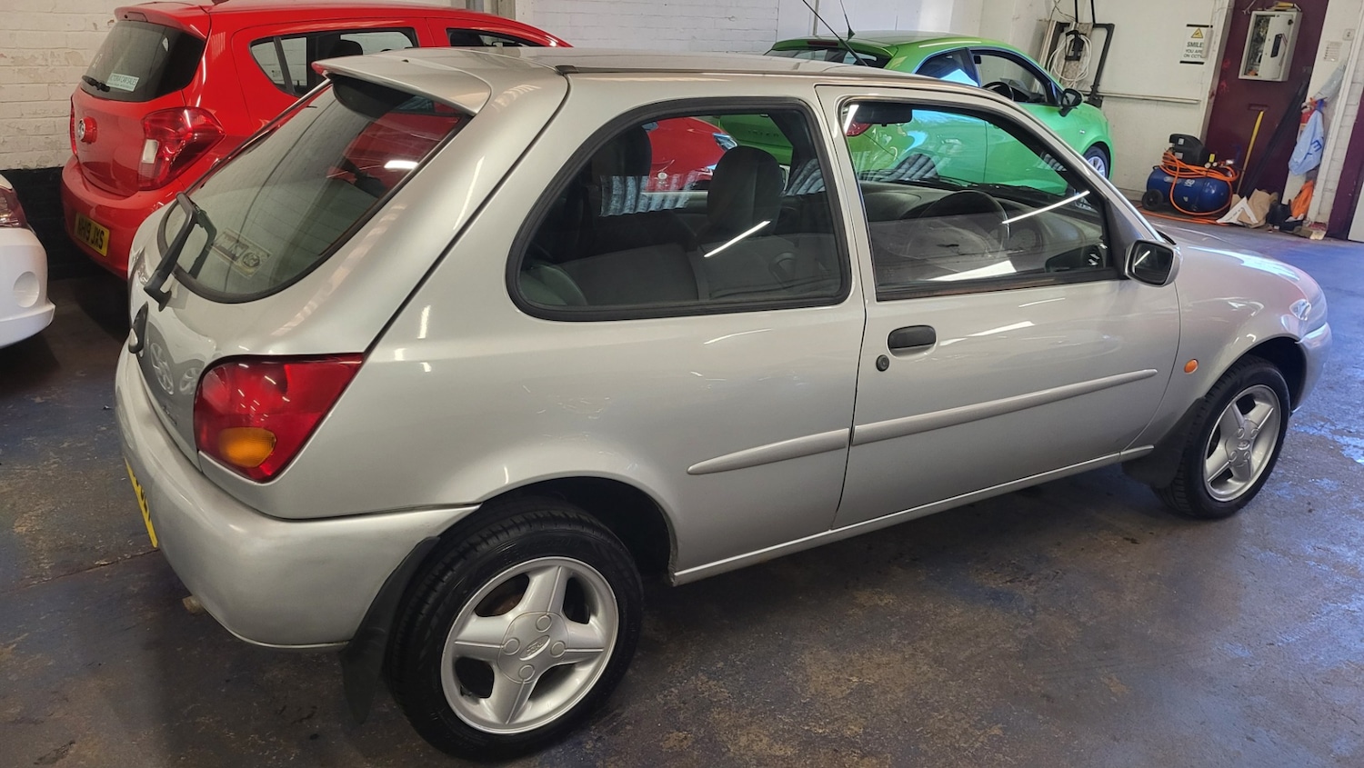 Used Ford Fiesta 1999 for sale - 76626748: Photo 5