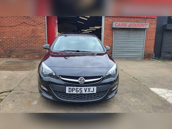Used Vauxhall Astra 2015 for sale - 76078882: Photo