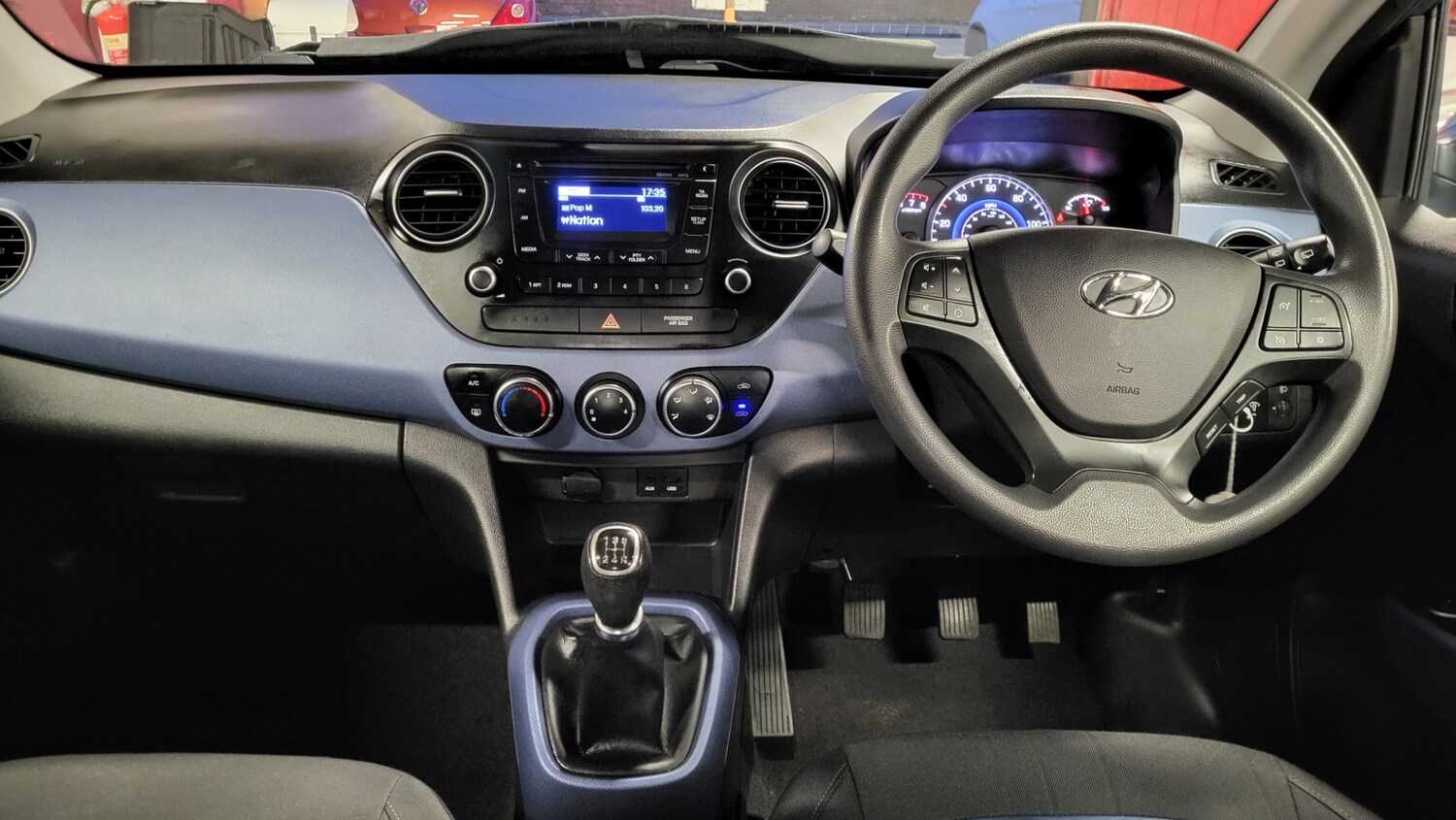 Used Hyundai i10 2015 for sale - 77605523: Photo 13