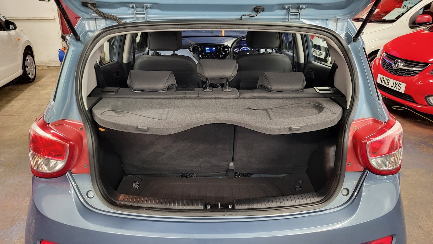 Used Hyundai i10 2015 for sale - 77605523: Photo 14