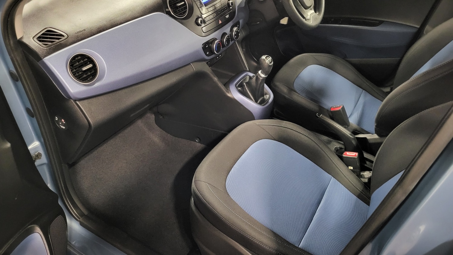 Used Hyundai i10 2015 for sale - 77605523: Photo 17