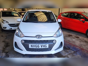 2017 (66) - 1.0 SE 5dr