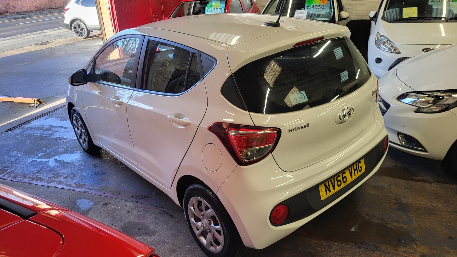Used Hyundai i10 2017 for sale - 77011905: Photo 6