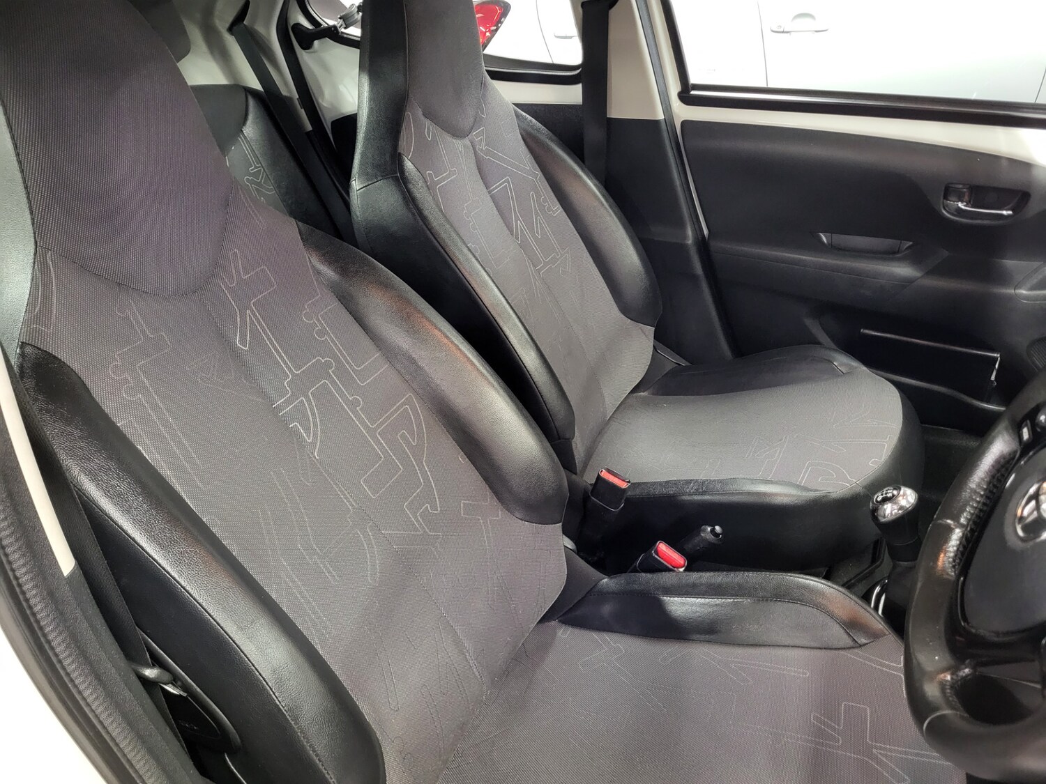 Used Toyota AYGO 2015 for sale - 78091619: Photo 11