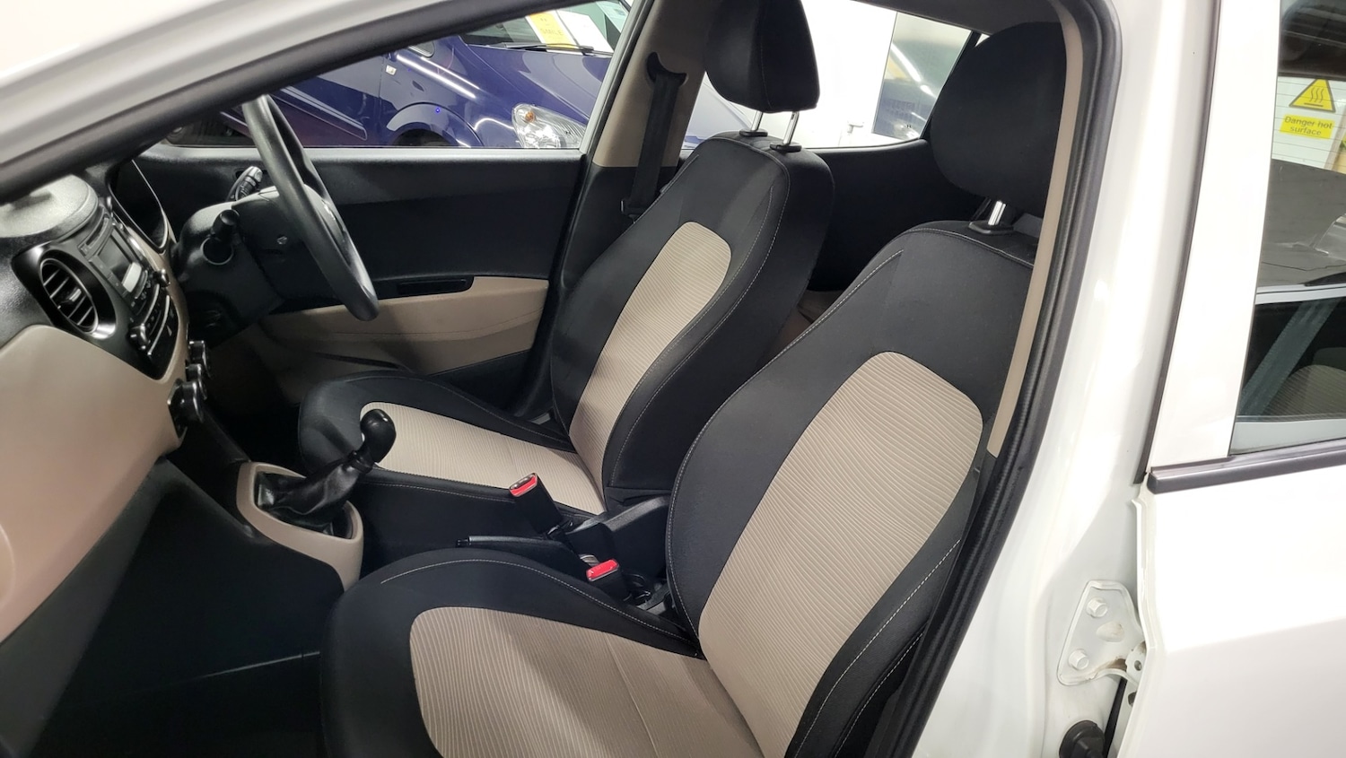 Used Hyundai i10 2015 for sale - 77531942: Photo 15