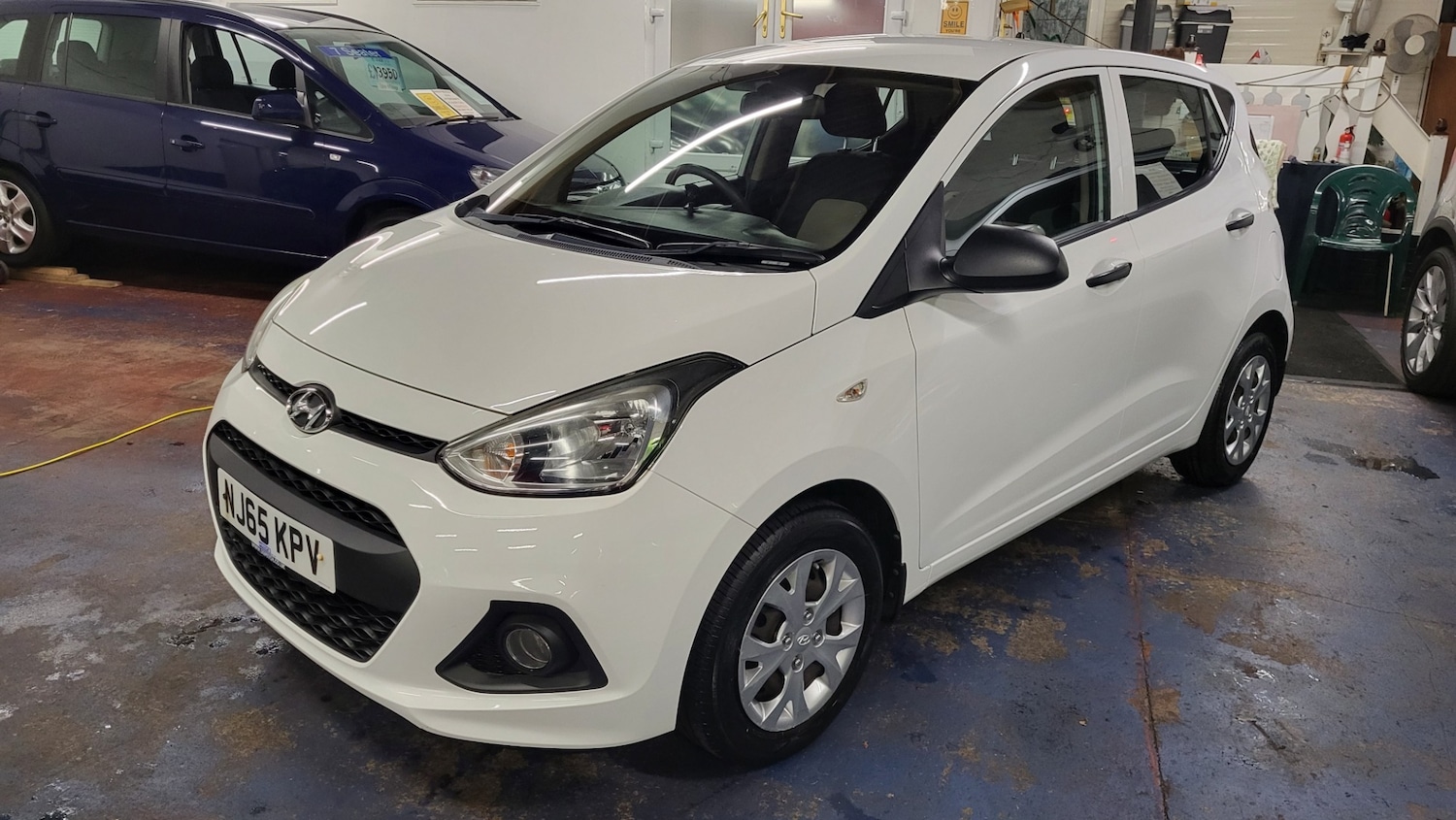 Used Hyundai i10 2015 for sale - 77531942: Photo 2