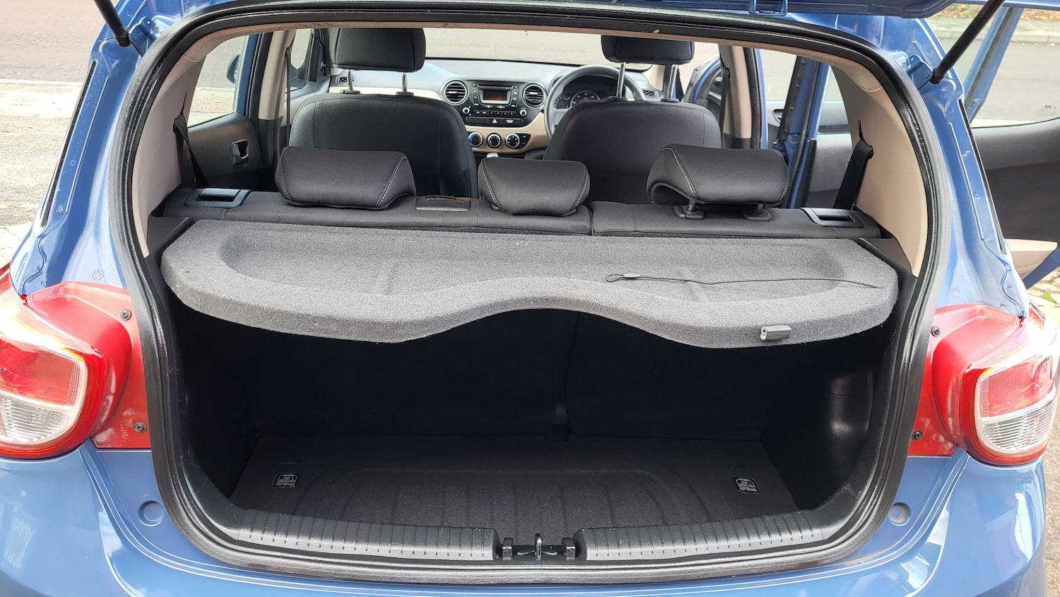 Used Hyundai i10 2015 for sale - 76536377: Photo 13