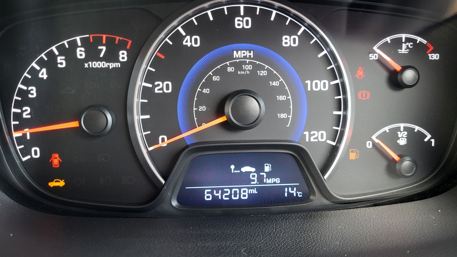 Used Hyundai i10 2015 for sale - 76536377: Photo 18