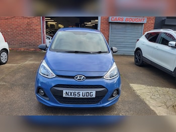 Used Hyundai i10 2015 for sale - 76536377: Photo