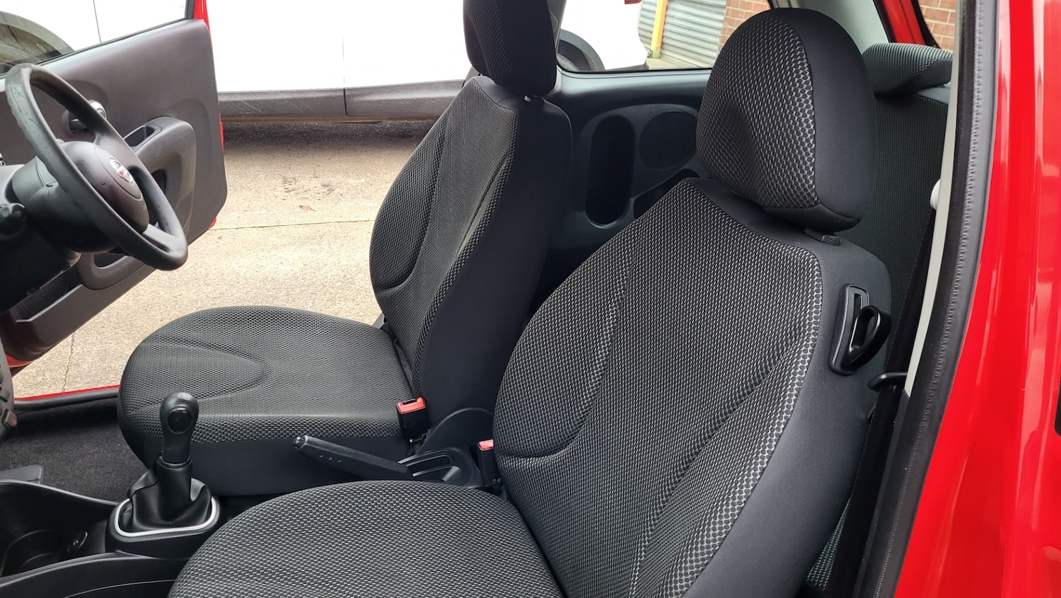 Used Nissan Micra 2010 for sale - 76527312: Photo 13