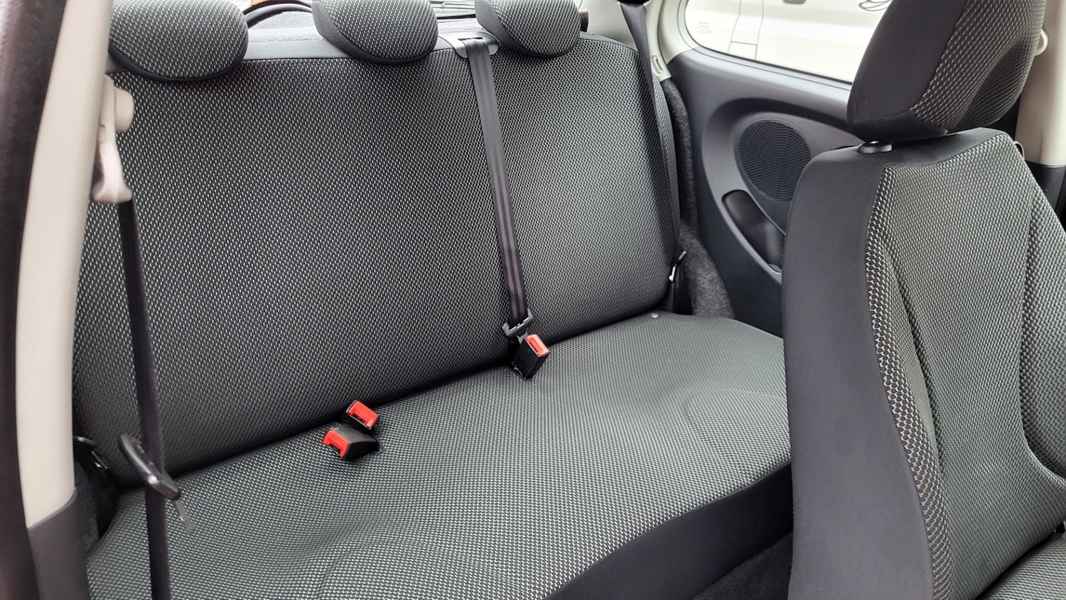 Used Nissan Micra 2010 for sale - 76527312: Photo 9