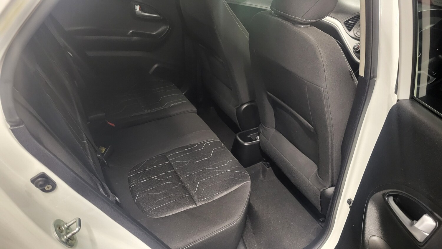 Used Kia Picanto 2017 for sale - 76739177: Photo 12