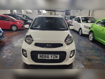 2017 (66) - 1.0 65 SE 5dr