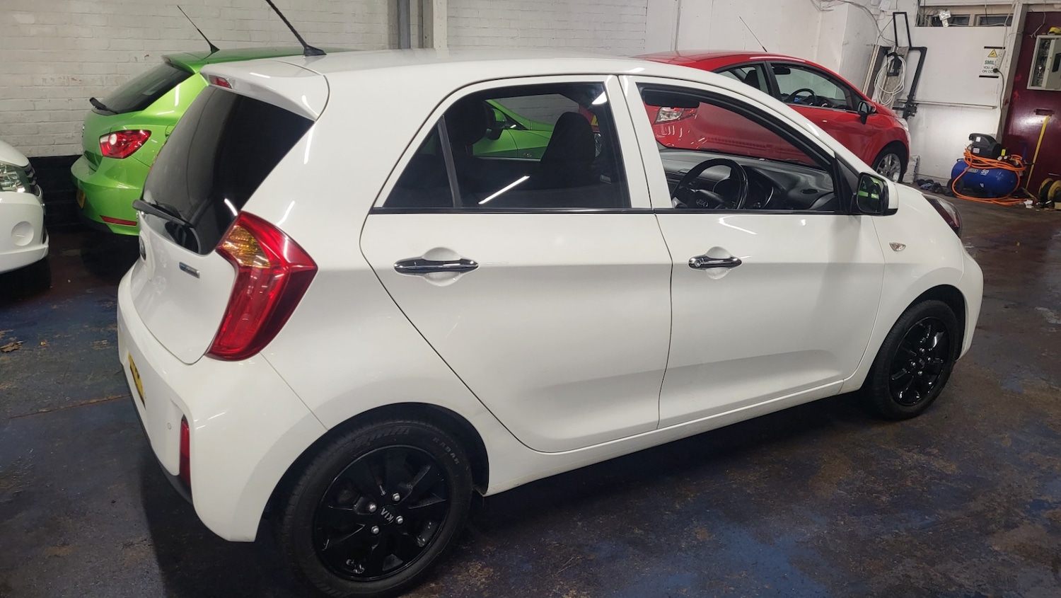 Used Kia Picanto 2017 for sale - 76739177: Photo 6