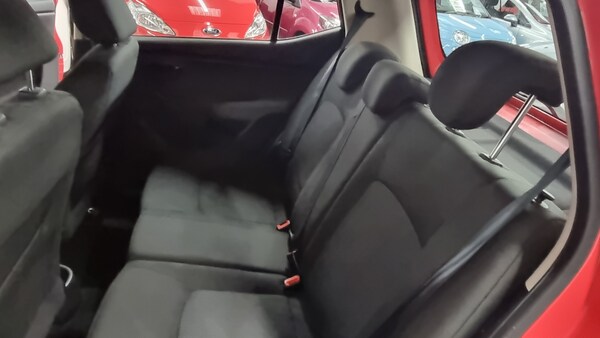 Used Hyundai i10 2012 for sale - 72169107: Photo 14