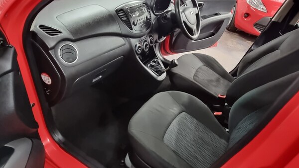 Used Hyundai i10 2012 for sale - 72169107: Photo 15