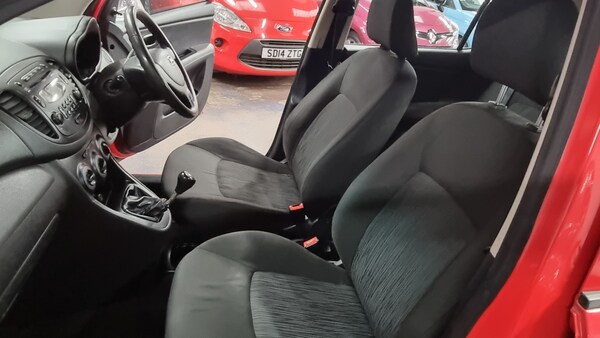 Used Hyundai i10 2012 for sale - 72169107: Photo 16