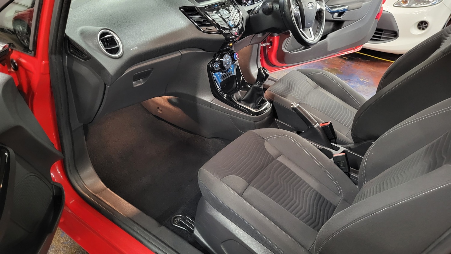 Used Ford Fiesta 2017 for sale - 76785380: Photo 15