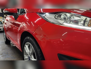 Used Ford Fiesta 2017 for sale - 76785380: Photo