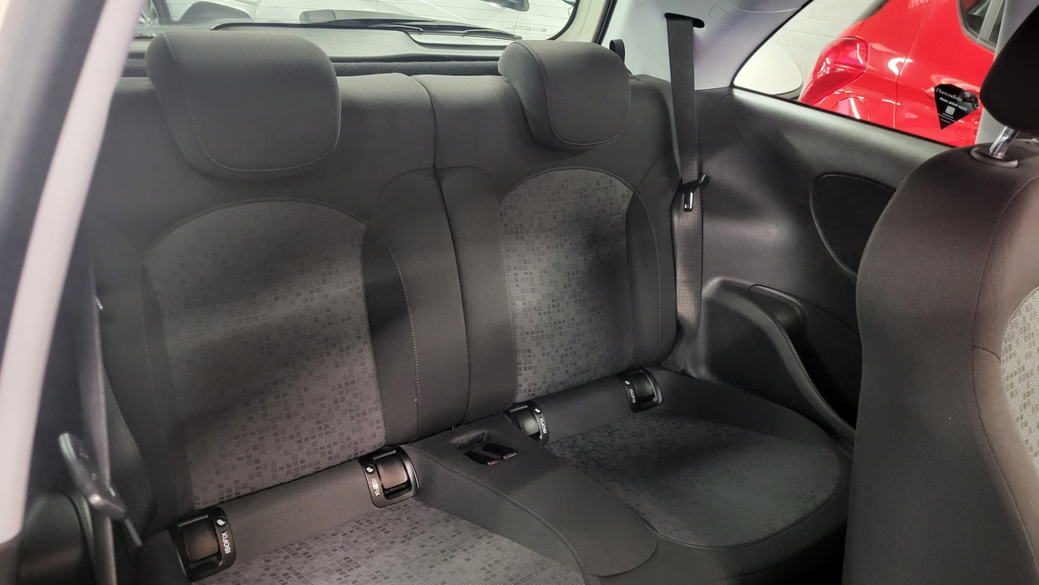 Used Vauxhall ADAM 2015 for sale - 76627074: Photo 11