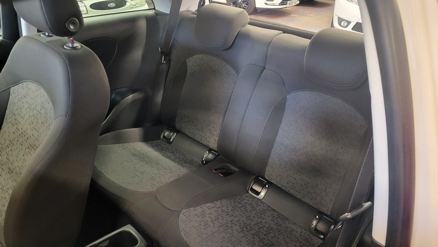 Used Vauxhall ADAM 2015 for sale - 76627074: Photo 17