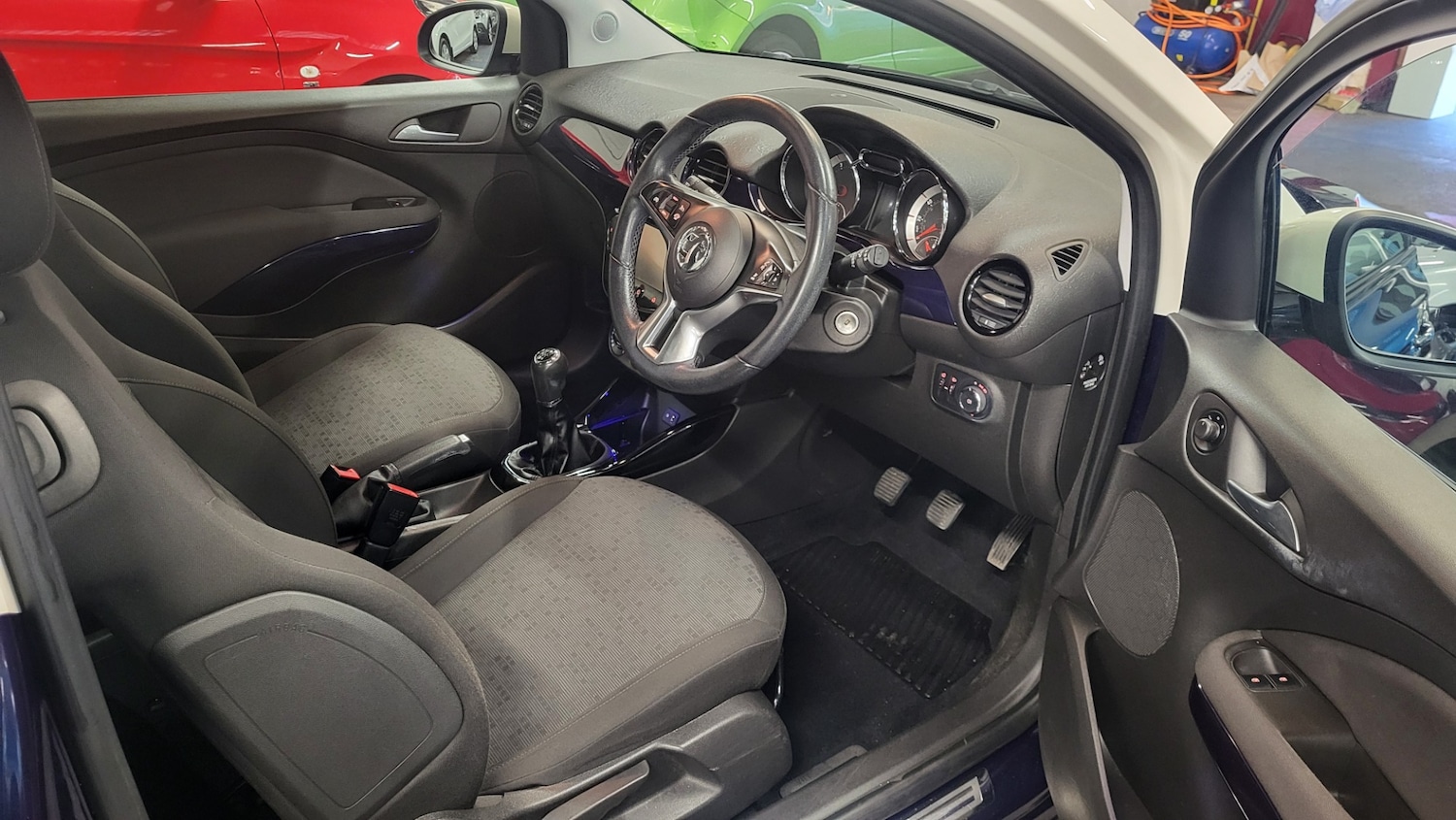 Used Vauxhall ADAM 2015 for sale - 76627074: Photo 9