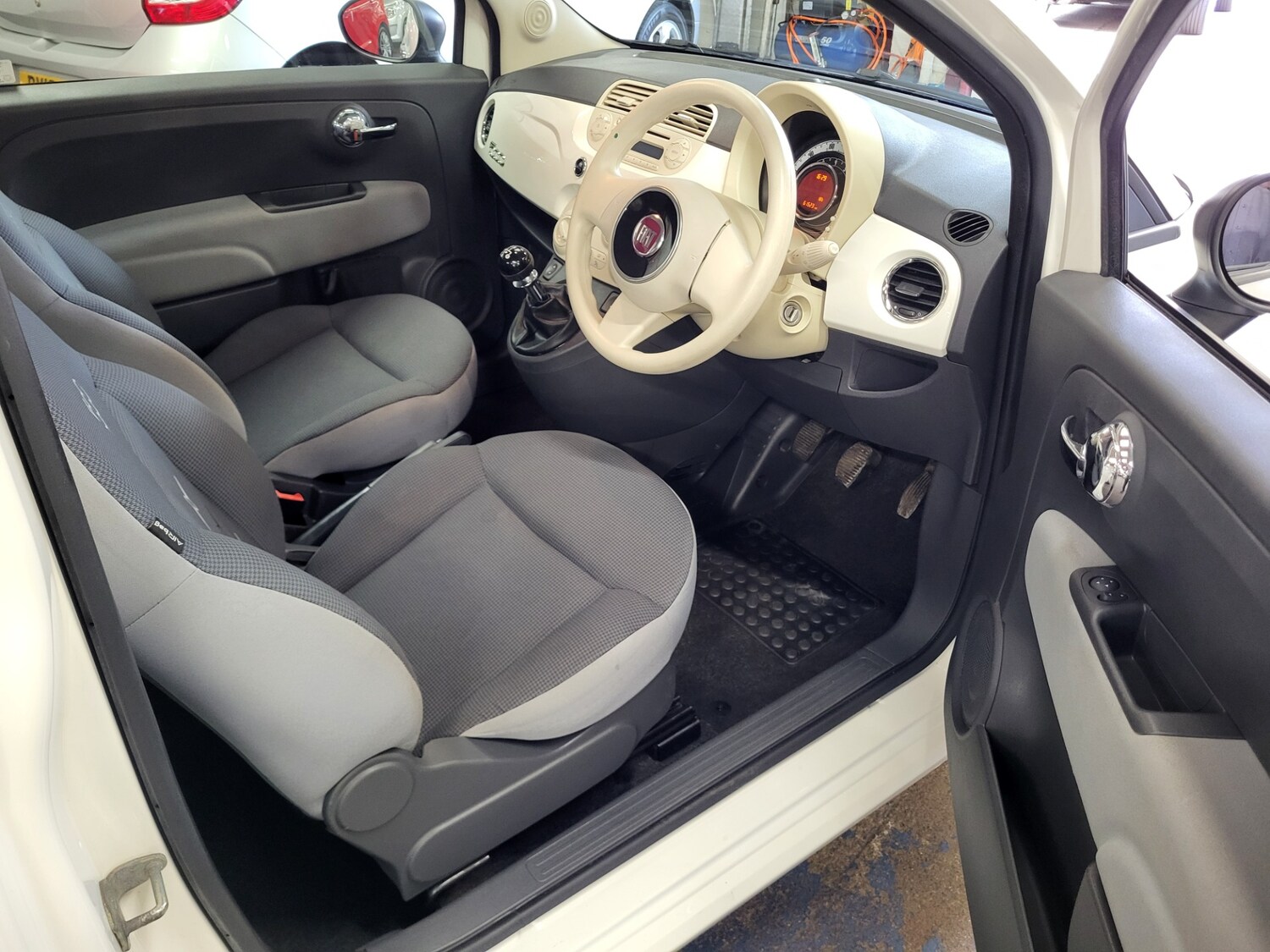 Used Fiat 500 2015 for sale - 78092406: Photo 8