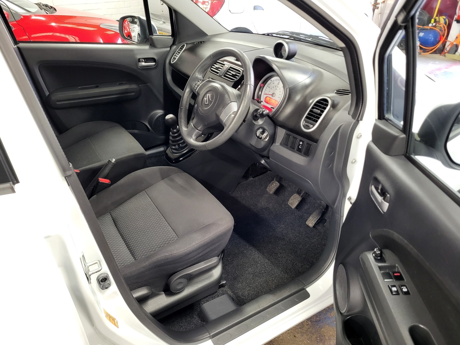 Used Suzuki Splash 2013 for sale - 78092965: Photo 8