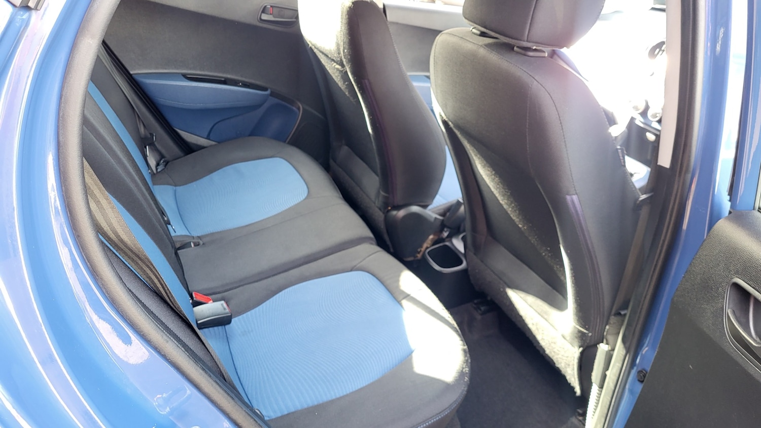 Used Hyundai i10 2015 for sale - 77622879: Photo 10