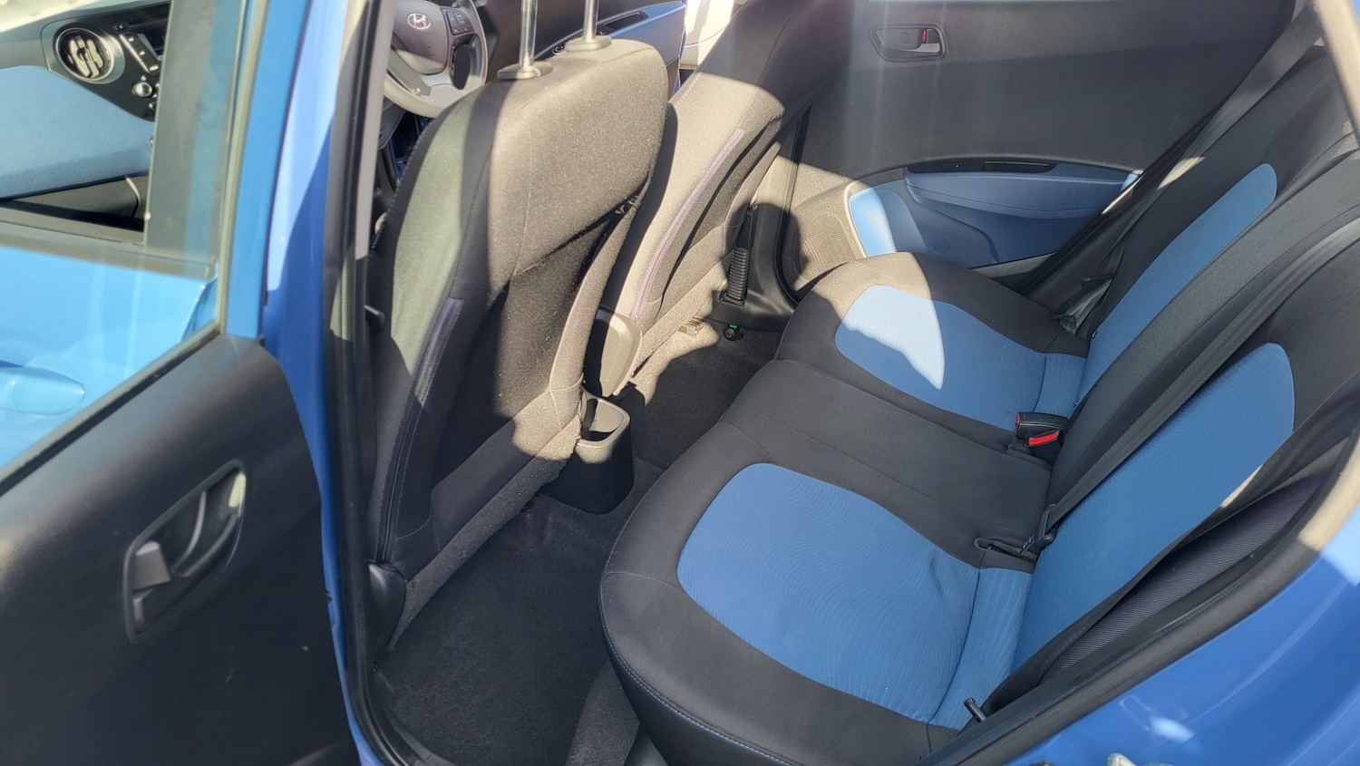 Used Hyundai i10 2015 for sale - 77622879: Photo 13