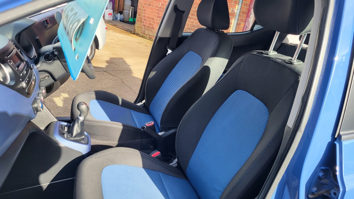 Used Hyundai i10 2015 for sale - 77622879: Photo 16