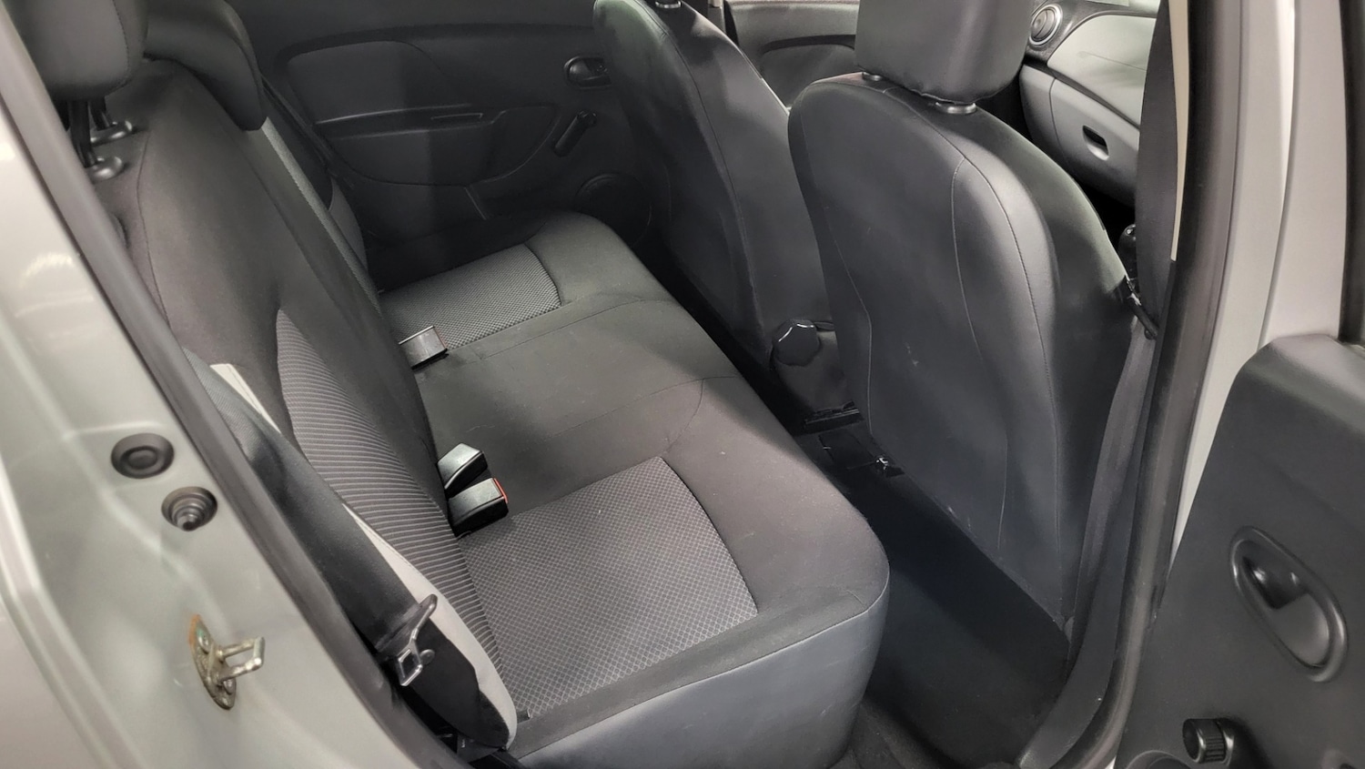 Used Dacia Sandero 2013 for sale - 77379522: Photo 12