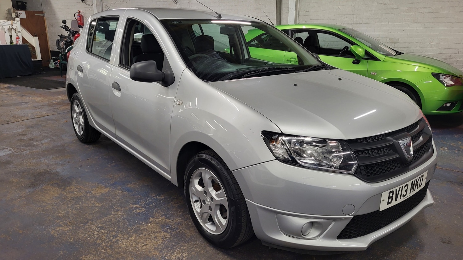 Used Dacia Sandero 2013 for sale - 77379522: Photo 3