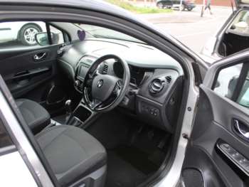 Used Renault Captur 2016 for sale - 74915213: Photo