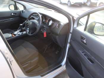 Used Peugeot 3008 2010 for sale - 73802349: Photo